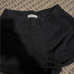 Perfectwhitetee shorts size small